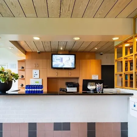 Отель Bastion Duesseldorf