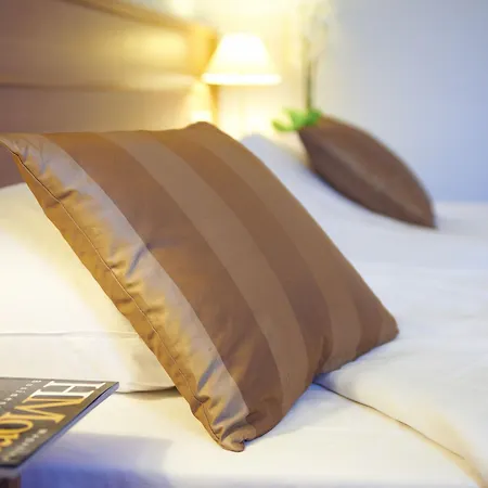 Bastion Duesseldorf Отель 3*