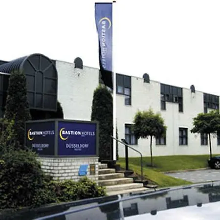 Отель Bastion Duesseldorf Нойс