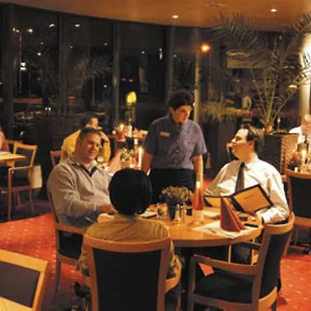 Отель Bastion Duesseldorf