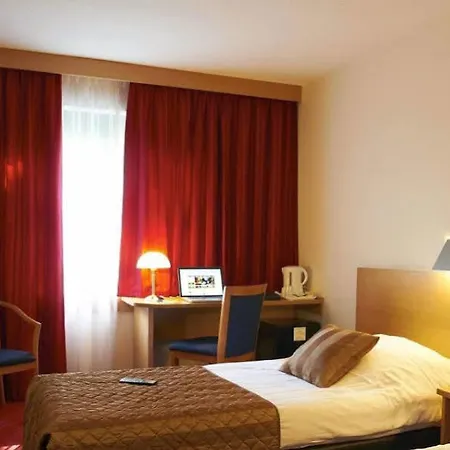 Отель Bastion Duesseldorf